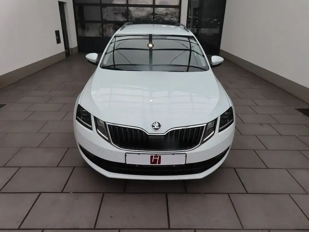 Gebraucht Skoda Octavia 150 PS (110 kW) 2018 Weiß Limousine