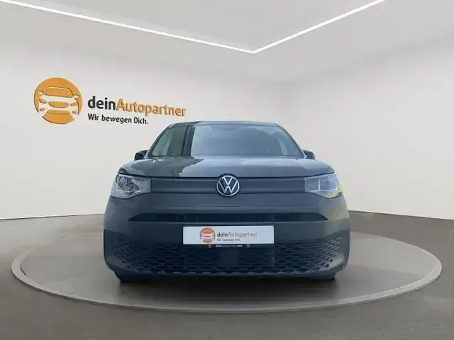 Gebraucht VW Caddy 102 PS (75 kW) 2023 Pure grey Van / Kleinbus