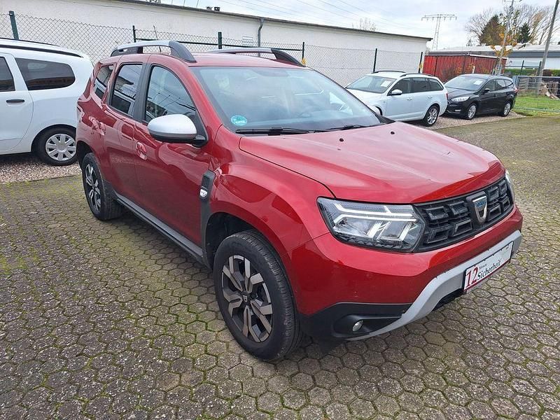Gebraucht Dacia Duster Prestige 101 PS (74 kW) 2022 Rot SUV