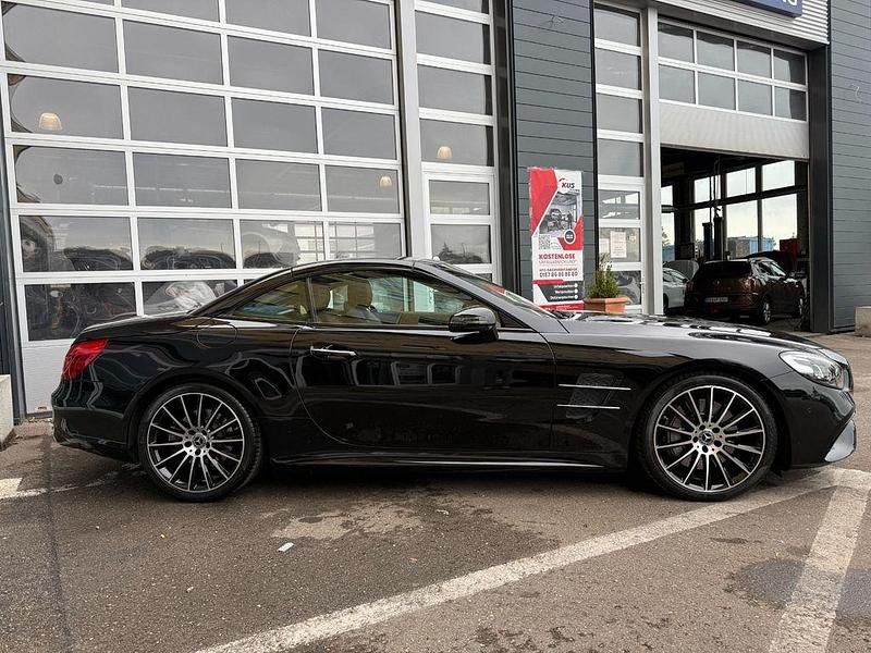 Gebraucht Mercedes SL500 AMG line 455 PS (334 kW) 2018 Schwarz Cabrio