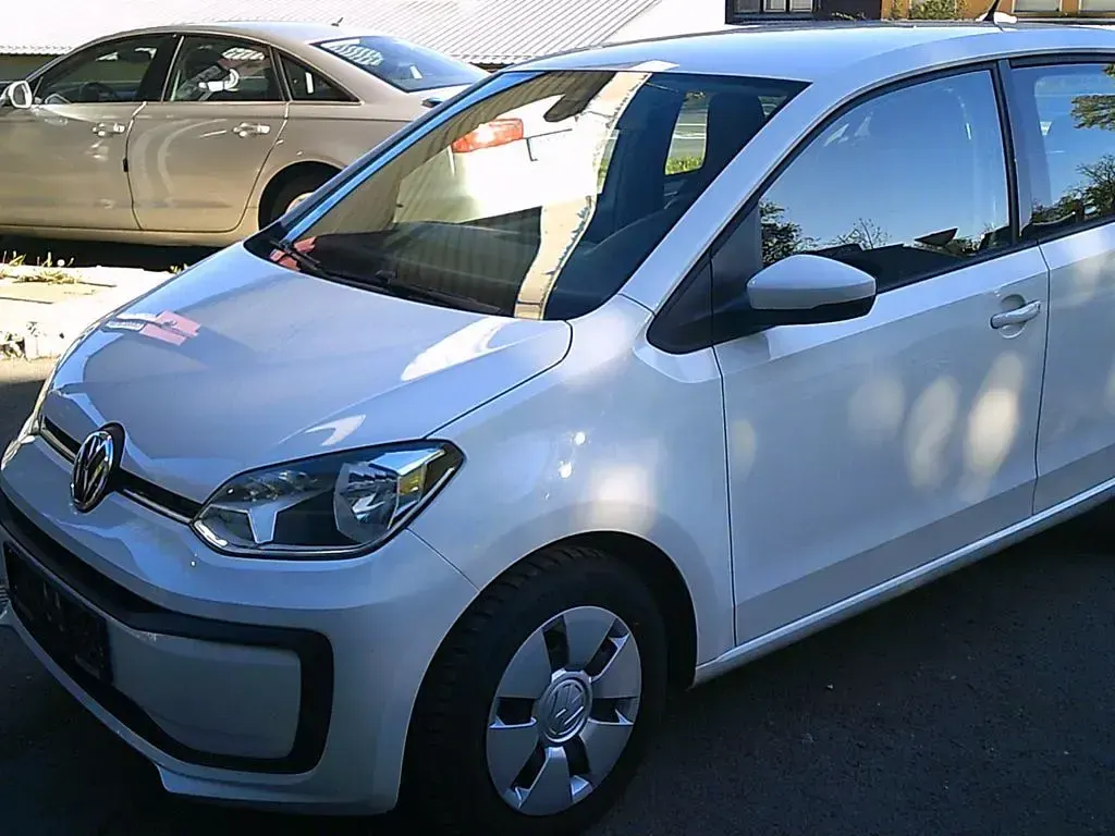 Second-hand VW up! move up! 60 CP (44 kW) 2017 Alb Hatchback