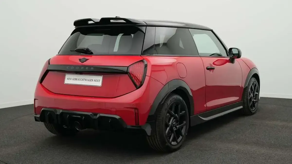 Gebraucht Mini John Cooper Works 231 PS (169 kW) 2025 Rot Kleinwagen
