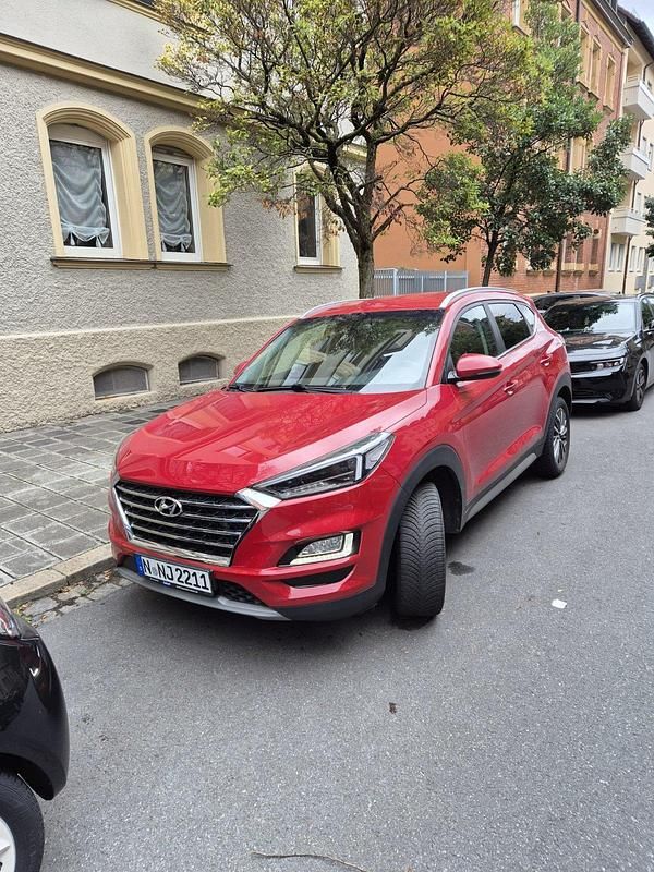 Rot Gebraucht 2019 Hyundai Tucson SUV | 16.000 € (Superpreis) - Bild 1/4