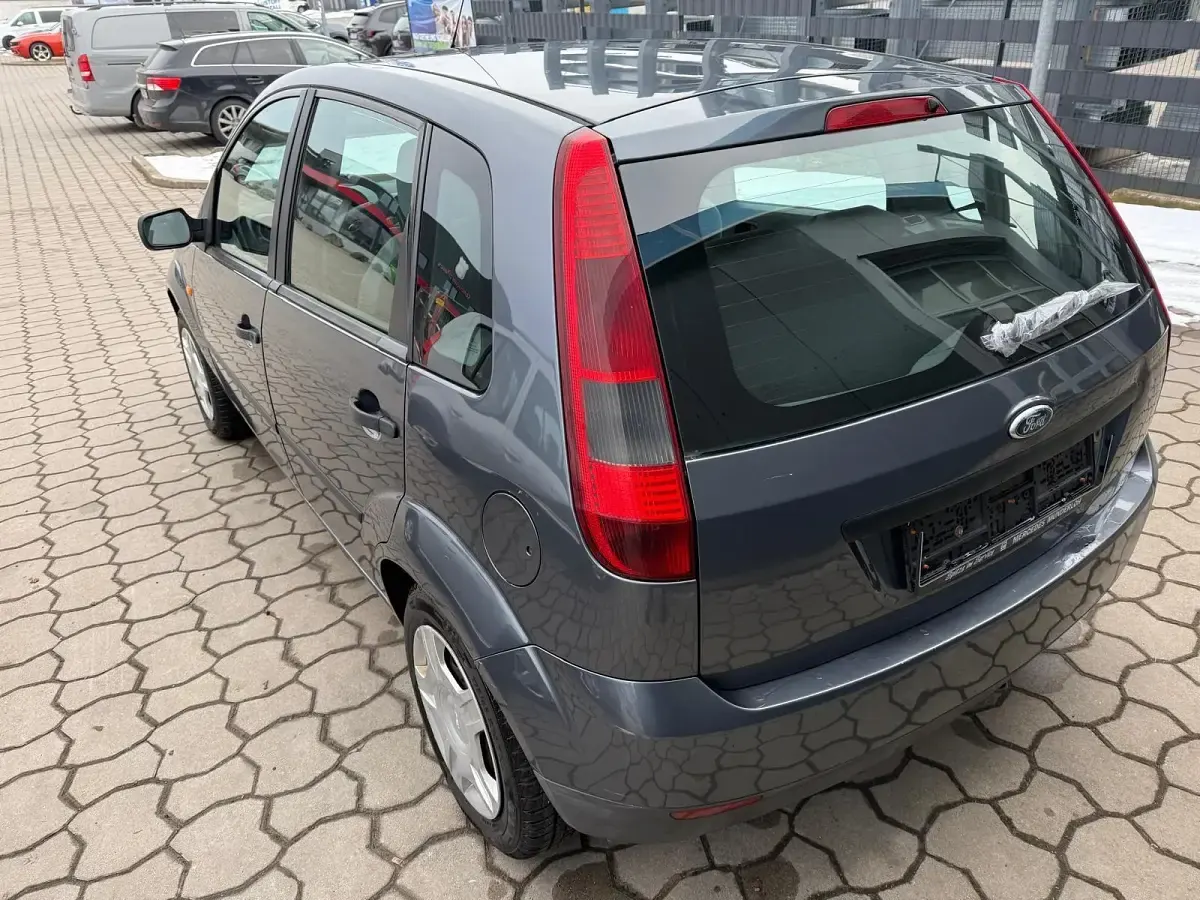 Gebraucht Ford Fiesta 2003 Grau Kleinwagen