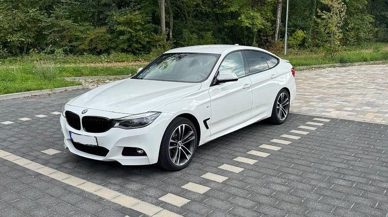 Weiß Gebraucht 2017 BMW 320 Gran Turismo M Sport Limousine | 19.500 € (Fairer Preis) - Bild 1/4