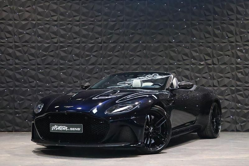 Blau Gebraucht 2023 Aston Martin DBS Cabrio | 279.900 € - Bild 1/4
