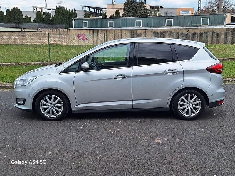 Gebraucht Ford C-MAX Titanium 125 PS (91 kW) 2017 Silber Van / Kleinbus