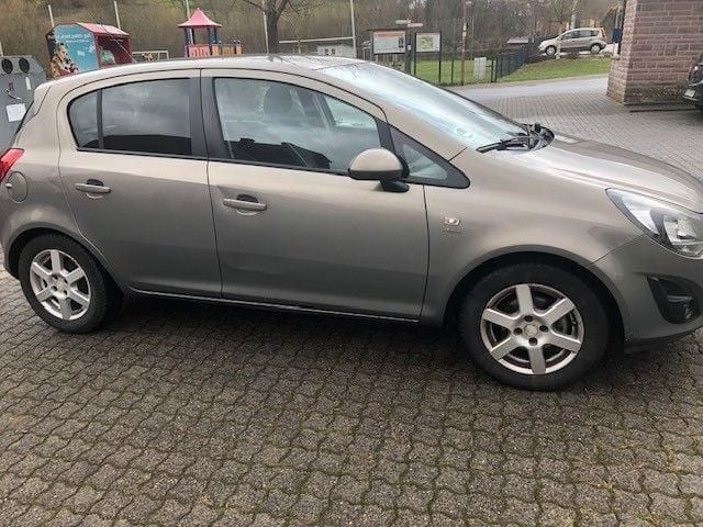 Grau Gebraucht 2015 Opel Corsa Edition Kleinwagen | 4.350 € (Superpreis) - Bild 1/4