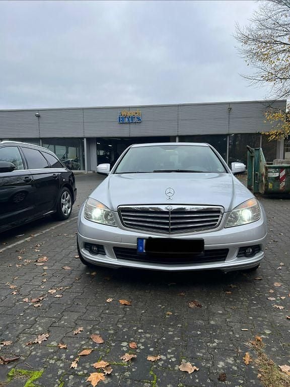 Gebraucht Mercedes C200 184 PS (135 kW) 2009 Silber Limousine