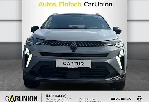 Neu Renault Captur Esprit Alpine 158 PS (116 kW) 2025 Rafalgrau metallic, black pearlschwarz metallic SUV