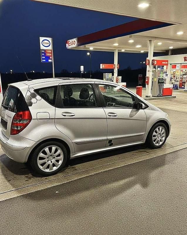 Gebraucht Mercedes A200 Avantgarde 136 PS (100 kW) 2005 Silber Limousine