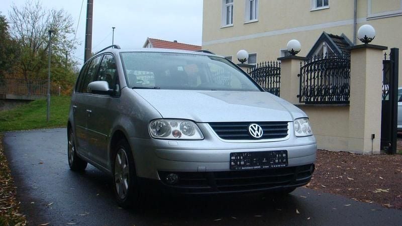 Silber Gebraucht 2005 VW Touran Goal Van / Kleinbus | 1.490 € (Guter Preis) - Bild 1/4