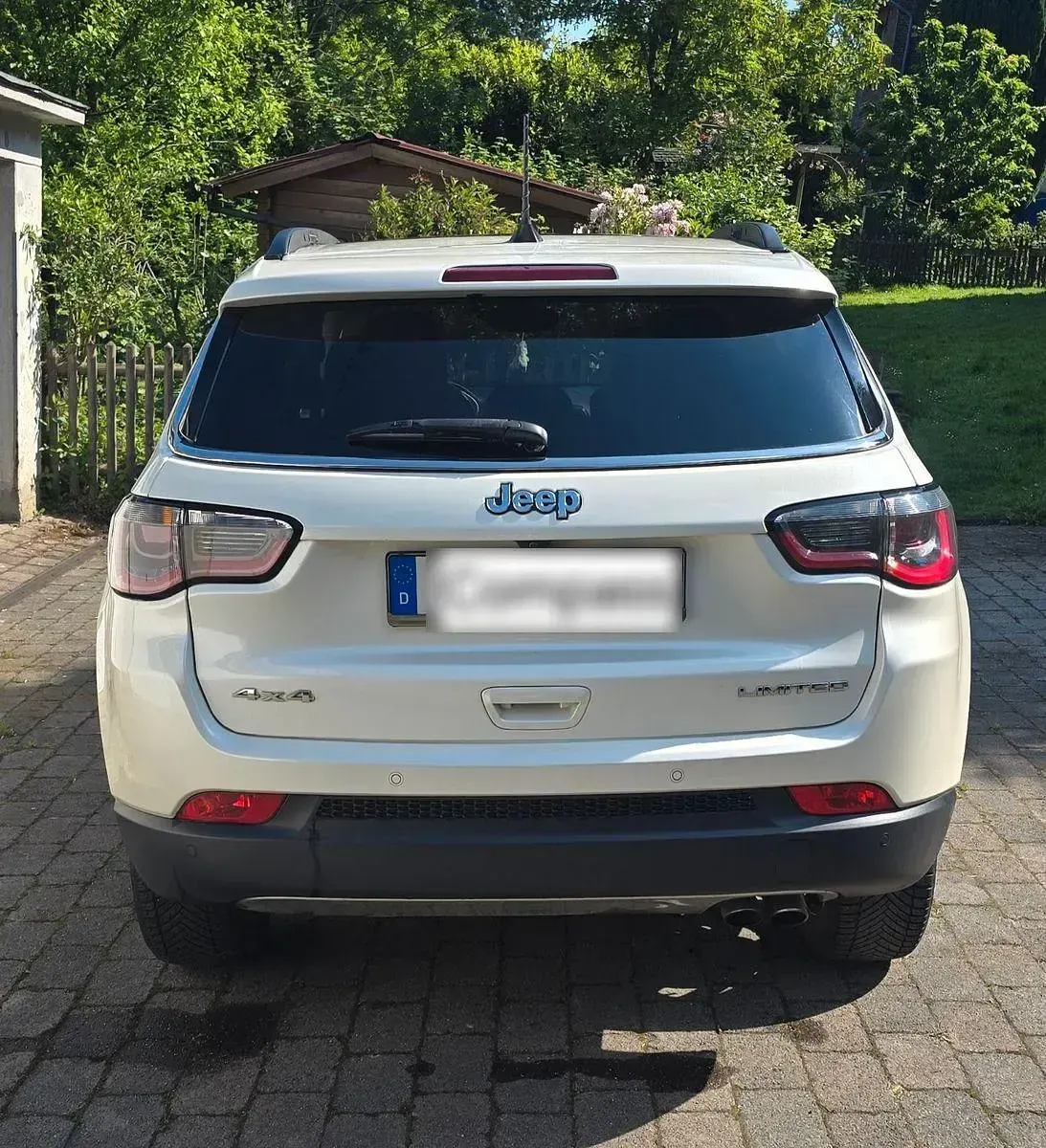 Used Jeep Compass Limited 170 HP (125 kW) 2018 White SUV
