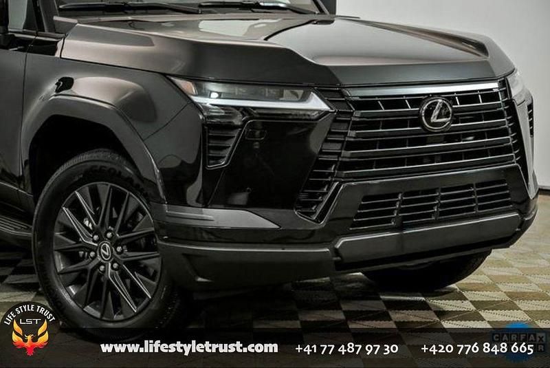 Gebraucht Lexus GX550 354 PS (260 kW) 2024 Schwarz SUV