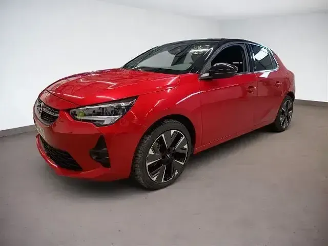 Gebraucht Opel Corsa-e Sport 100 kW (136 PS) 2023 Chili rot metallic Kleinwagen