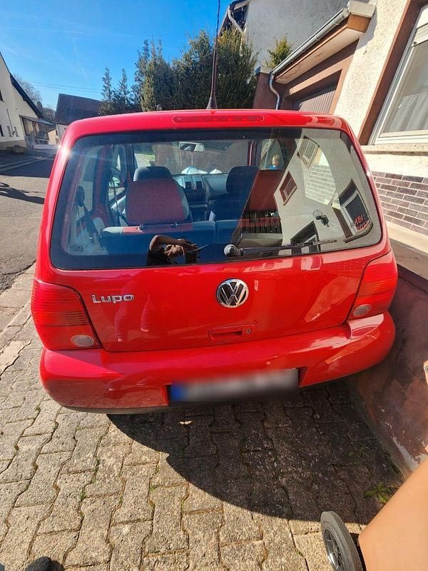 Gebraucht VW Lupo Basis 50 PS (36 kW) 2004 Rot Kleinwagen
