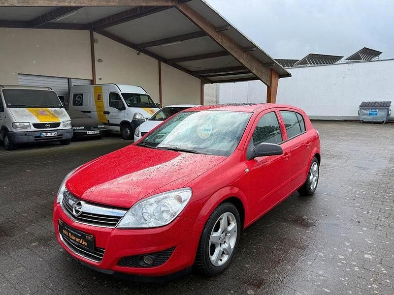 Gebraucht Opel Astra Catch Me 90 PS (66 kW) 2007 Rot Limousine
