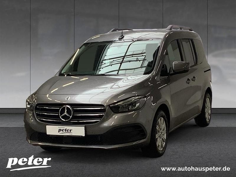 Chromitgrau metallic Gebraucht 2025 Mercedes T180 Progressive Van / Kleinbus | 35.105 € (Teuer) - Bild 1/4