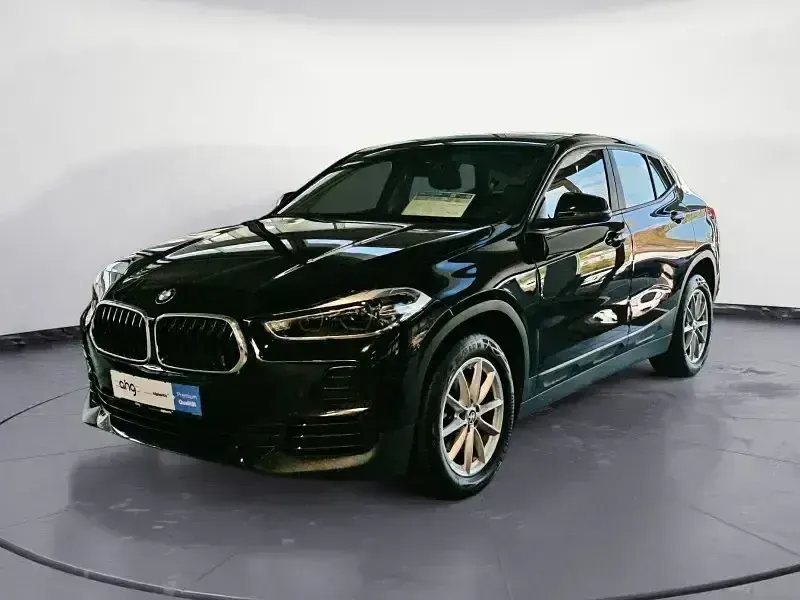 Gebraucht BMW X2 Sport Line 150 PS (110 kW) 2022 SUV