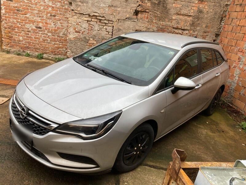 Gebraucht Opel Astra Innovation 150 PS (110 kW) 2017 Silber Kombi