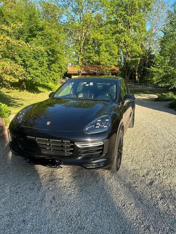 Schwarz Gebraucht 2014 Porsche Cayenne Turbo SUV | 36.500 € (Etwas zu teuer) - Bild 1/4