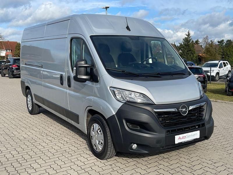 Gebraucht Opel Movano Edition 165 PS (121 kW) 2022 Silber metallic Van