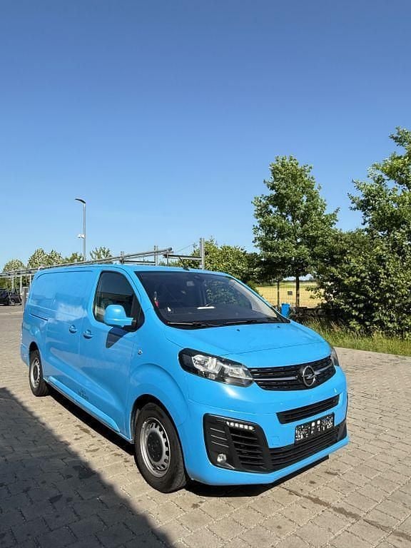 Weiß Gebraucht 2021 Opel Vivaro Van | 9.800 € (Superpreis) - Bild 1/4