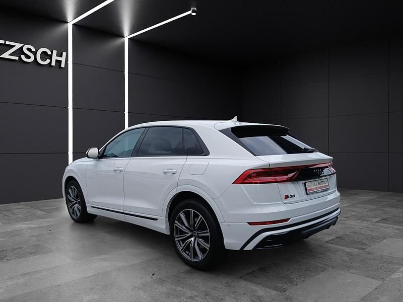 Gebraucht Audi Q8 S-Line 381 PS (280 kW) 2021 Carraraweiß SUV
