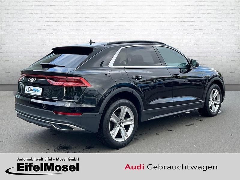 Gebraucht Audi Q8 Ambiente 340 PS (250 kW) 2022 Schwarz SUV