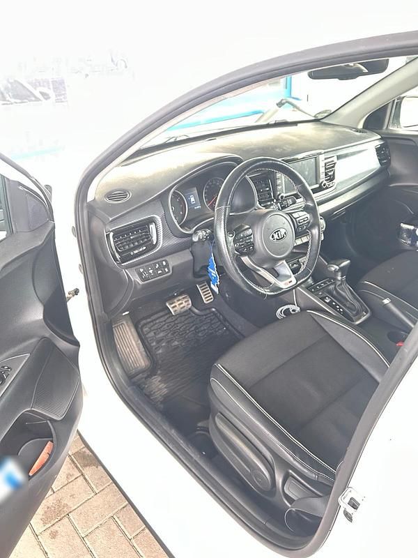 Gebraucht Kia Rio 120 PS (88 kW) 2020 Weiß Kleinwagen