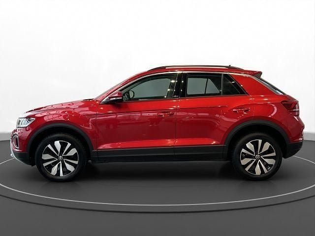 Usado VW T-Roc Move 150 HP (110 kW) 2023 Vermelho SUV