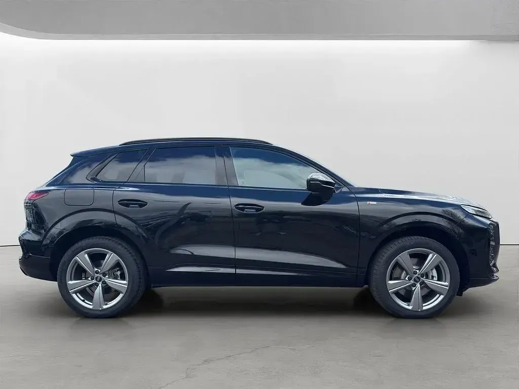 Neu Audi Q3 S-Line 204 PS (150 kW) 2026 Schwarz SUV