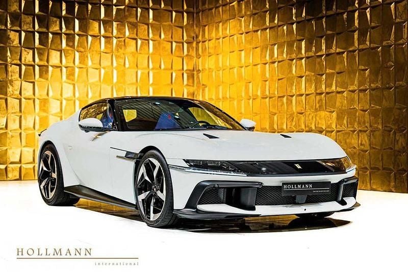Weiß Neu 2025 Ferrari 12Cilindri Coupé | 546.805 € (Guter Preis) - Bild 1/4