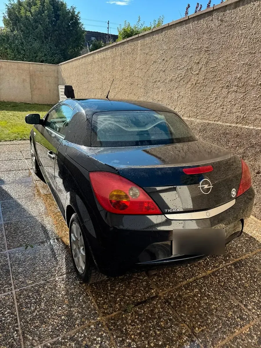Gebraucht Opel Tigra 90 PS (66 kW) 2006 Schwarz Cabrio