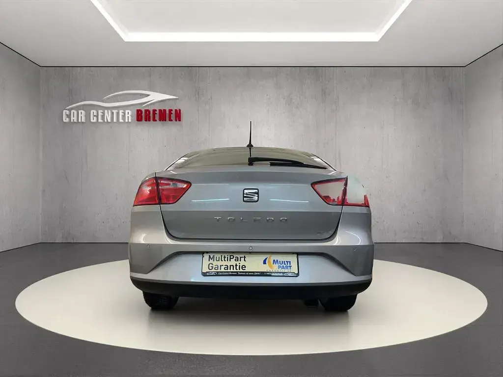 Gebraucht Seat Toledo Style 105 PS (77 kW) 2014 Braun Kleinwagen
