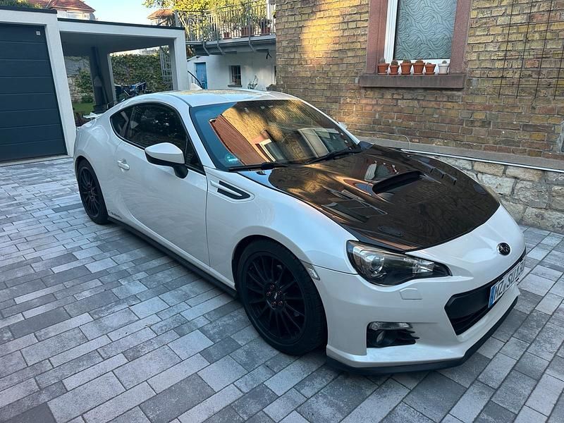 Weiß Gebraucht 2013 Subaru BRZ Coupé | 22.000 € (Fairer Preis) - Bild 1/4