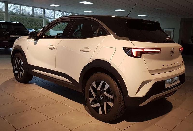 Gebraucht Opel Mokka-e Elegance 100 kW (136 PS) 2022 Jade weiss/dach schwarz SUV