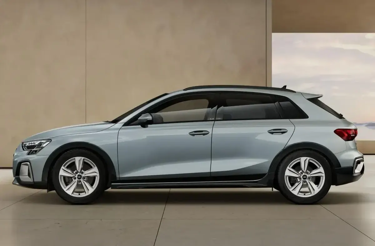 Neu Audi A3 Ambiente 204 PS (150 kW) 2026 Pfeilgrau perleffekt Limousine