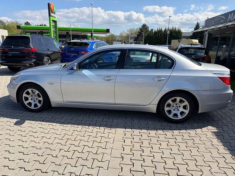 Second-hand BMW 523 190 CP (139 kW) 2008 Argintiu Berlinǎ