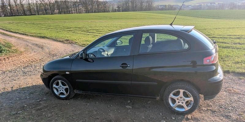 Gebraucht Seat Ibiza 72 PS (52 kW) 2006 Schwarz Kleinwagen