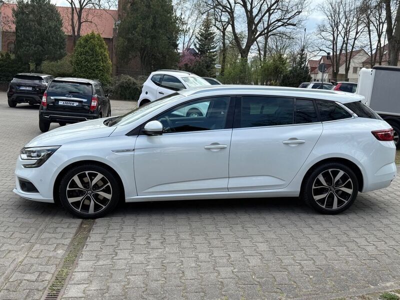 Gebraucht Renault Mégane IV Bose Edition 163 PS (119 kW) 2018 Weiß Limousine