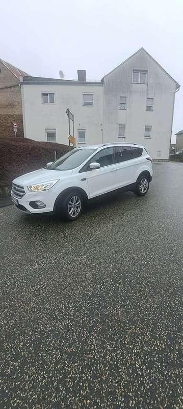 Gebraucht Ford Kuga Cool & Connect 120 PS (88 kW) 2019 SUV