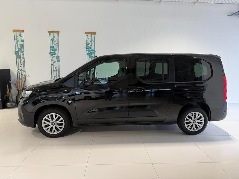 Neu Fiat Doblò Tech 102 PS (75 kW) 2026 632 schwarz metallic Van / Kleinbus