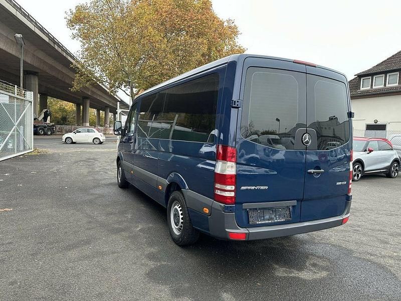 Gebraucht Mercedes Sprinter 163 PS (119 kW) 2014 Stahlblau Van