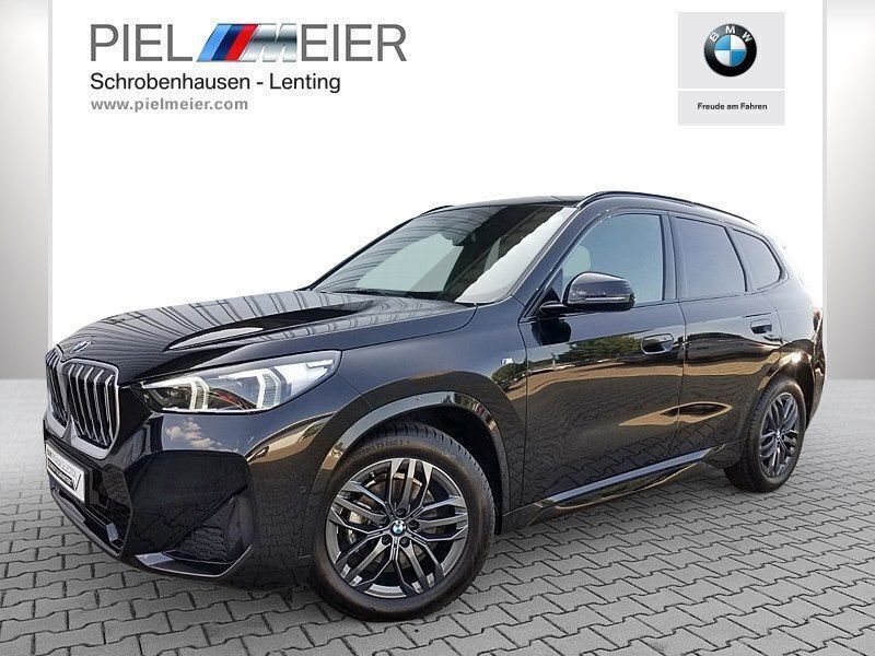 Schwarz Gebraucht 2022 BMW X1 M Sport SUV | 38.750 € - Bild 1/4