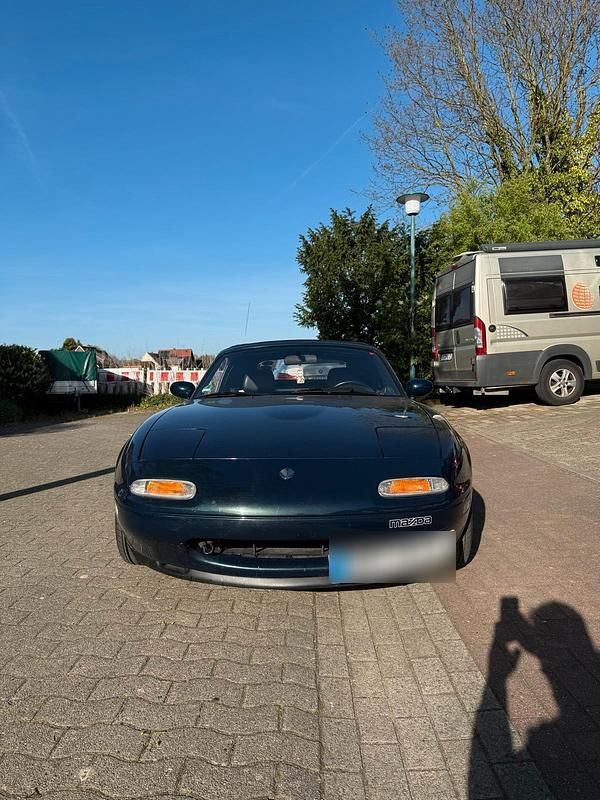 Second-hand Mazda MX5 90 CP (66 kW) 1996 Albastru Cabrio