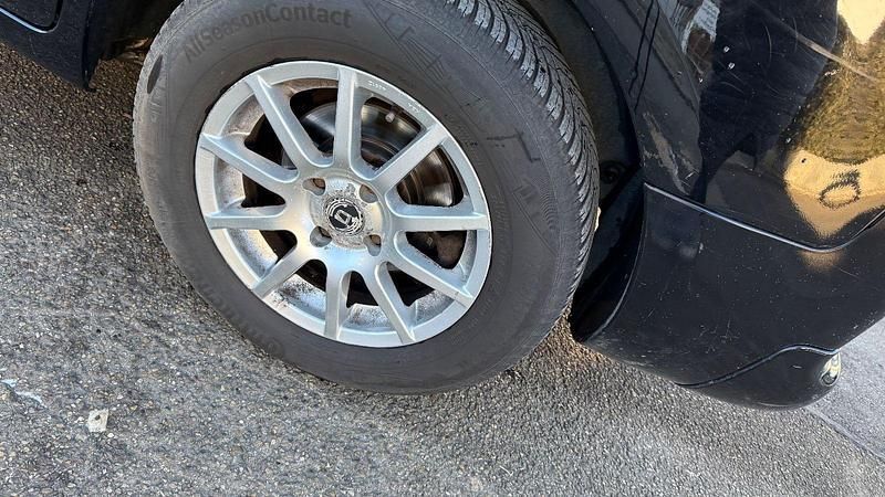 Gebraucht Citroën Berlingo Attraction 105 PS (77 kW) 2013 Schwarz Van / Kleinbus