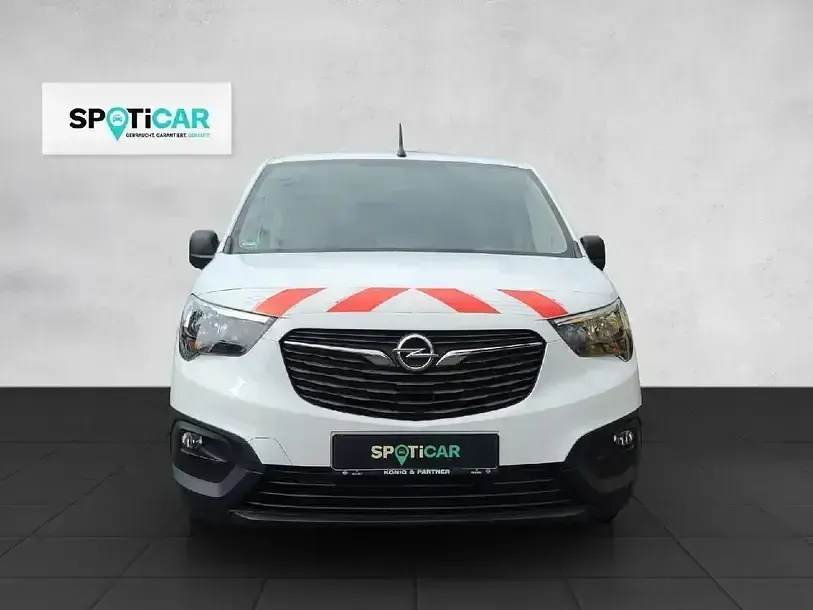 Gebraucht Opel Combo 110 PS (80 kW) 2021 Jade weiß Van / Kleinbus