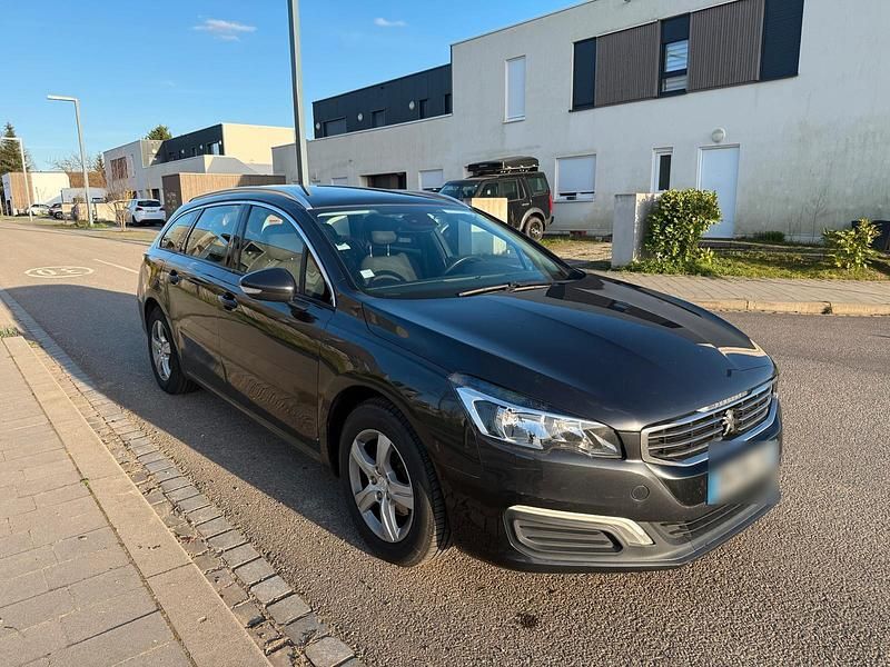 Gebraucht Peugeot 508 140 PS (102 kW) 2014 Schwarz Kombi