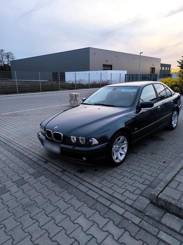 Second-hand BMW 520 170 CP (125 kW) 2002 Albastru Berlinǎ
